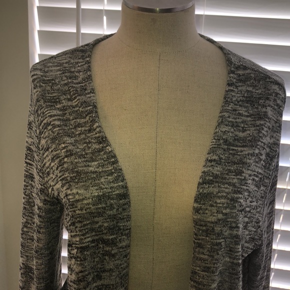 Super cute ASOS shawl - Picture 3 of 6